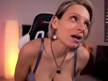 cam girl porn laraslife image #884284