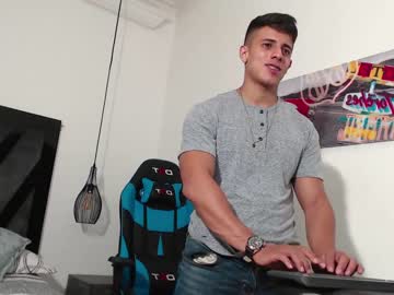 cam man porn ashton_coleman_ image #883316