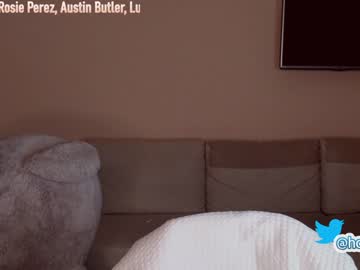 cam girl porn hollyextra image #1870763