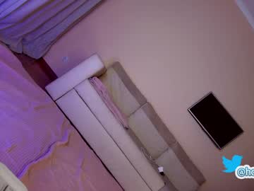 cam girl porn hollyextra image #3010500