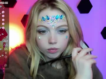 cam girl porn small_blondee image #3980069