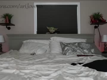 cam couple porn ari_lovexo image #3734650