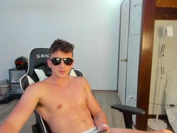 cam couple porn cowsgomoo101 image #1440438