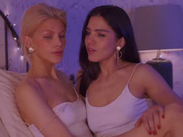 cam girl porn _2strangers image #1978954