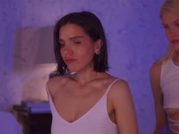 cam girl porn _2strangers image #2158684