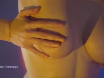 cam girl porn milanabaileys image #5684017