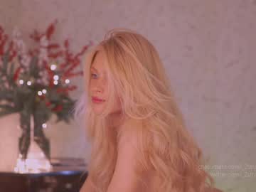 cam girl porn _2strangers image #3394490
