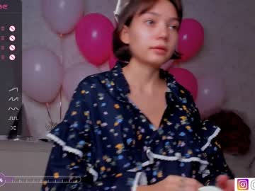 cam girl porn bzzzme image #5417019