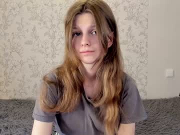 cam girl porn alainaestrada image #5521370