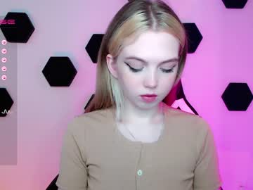 cam girl porn small_blondee image #4289267