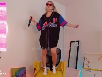 cam girl porn petitebrat image #4572929