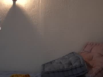 cam girl porn sistinehashands image #4405701