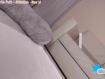 cam girl porn hollyextra image #619430