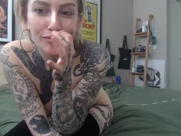 cam couple porn mickinmolly image #1008150