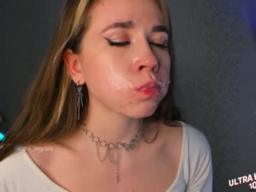 cam girl porn a_mhere image #3861523