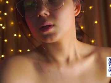 cam girl porn helenmoors image #4794701