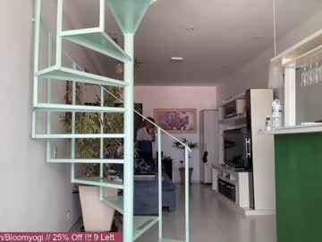 cam girl porn bloomyogi image #3683423