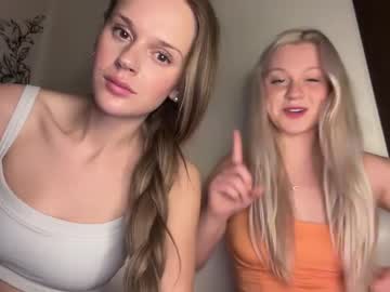cam couple porn 2prettylittlething2 image #6161242