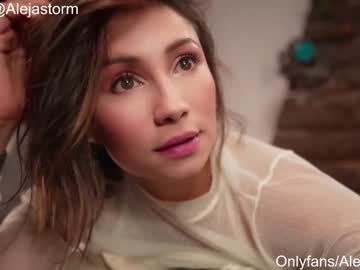 cam girl porn alejastorm image #3365704