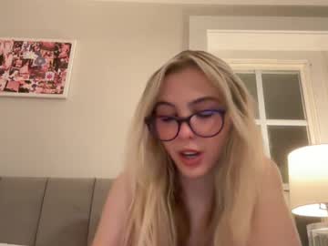 cam girl porn katarinaaxoxo image #7048093