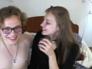 cam couple porn nikolkdman image #4632455