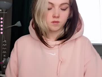 cam girl porn small_blondee image #5501419