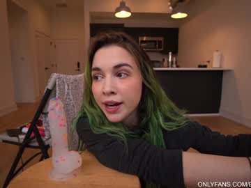 cam girl porn bailey_eilish image #3313294