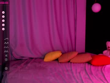 cam girl porn small_blondee image #2494727