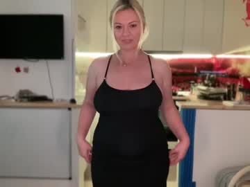 cam girl porn kiradivine image #5738892