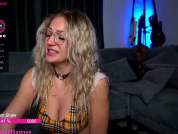 cam girl porn lillieonyx image #1183190