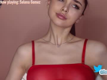 cam girl porn hollyextra image #2092918