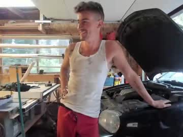 cam couple porn ryanrailer image #1986109