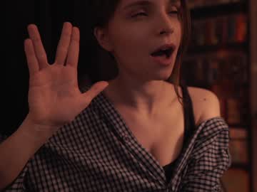 cam girl porn running_with_the_wolves image #1403947