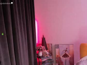 cam girl porn jointotoro image #1437790