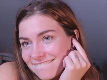 cam girl porn chroniclove image #4967343