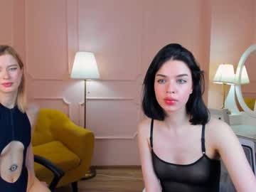 cam couple porn kuromi_x_maddy image #4213654