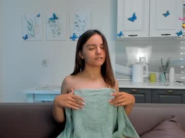 cam girl porn karalyons image #4860810