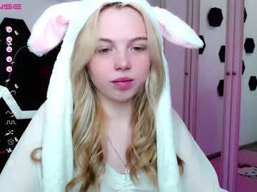 cam girl porn small_blondee image #4226762