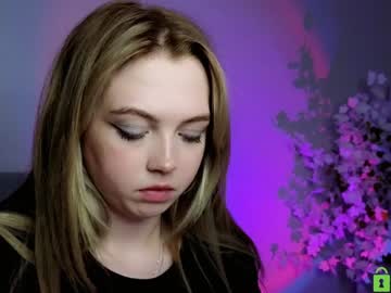 cam girl porn small_blondee image #4713076