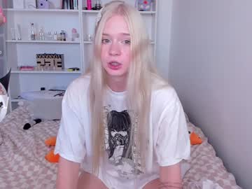 cam girl porn miliameow image #6978420