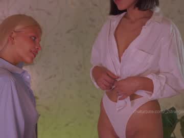 cam girl porn _2strangers image #2287110