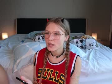 cam couple porn ellie_mcqueen image #6684454