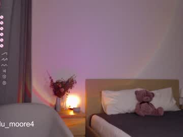 cam girl porn lumoore image #5424527