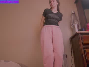cam girl porn chroniclove image #3379701