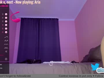 cam girl porn hollyextra image #2336507
