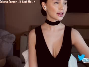 cam girl porn hollyextra image #1891795