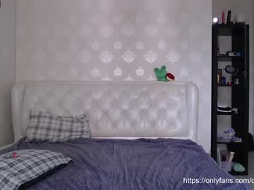 cam girl porn _mllymoore_ image #2247046