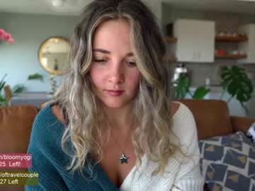 cam girl porn bloomyogi image #389934