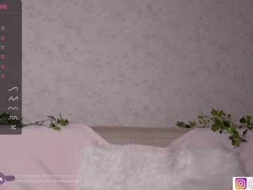 cam girl porn bzzzme image #5742410