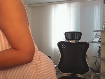 cam couple porn emillybrowm image #3117572
